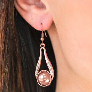 Paparazzi Jewelry Accessories -HEADLINER Over Heels - Copper Earrings - Vintage